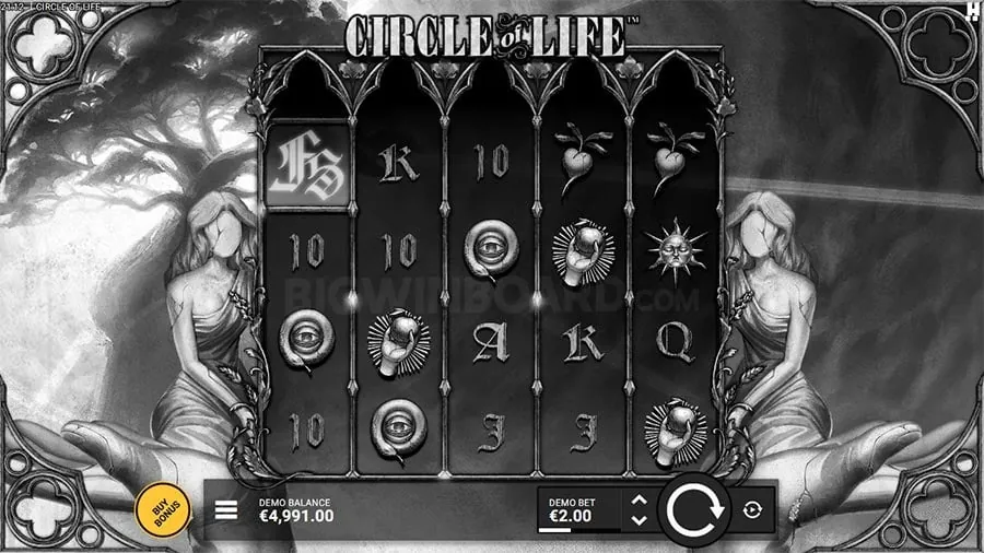 nn777 Comparing Online vs Land Casinos